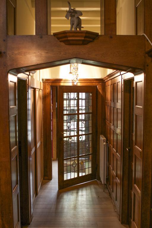 B&B Bio Brussels Saint-Gilles ภายนอก รูปภาพ