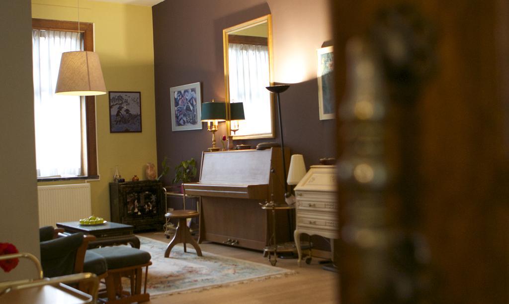 B&B Bio Brussels Saint-Gilles ภายนอก รูปภาพ