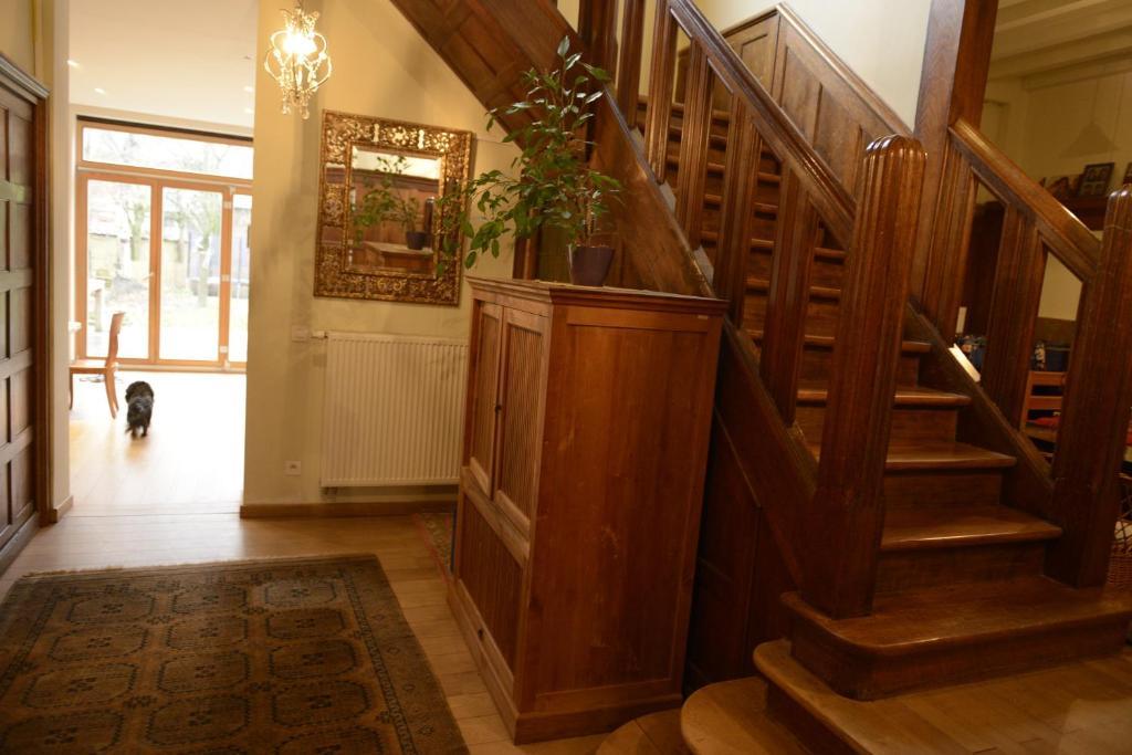 B&B Bio Brussels Saint-Gilles ภายนอก รูปภาพ