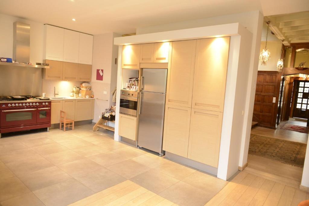 B&B Bio Brussels Saint-Gilles ภายนอก รูปภาพ